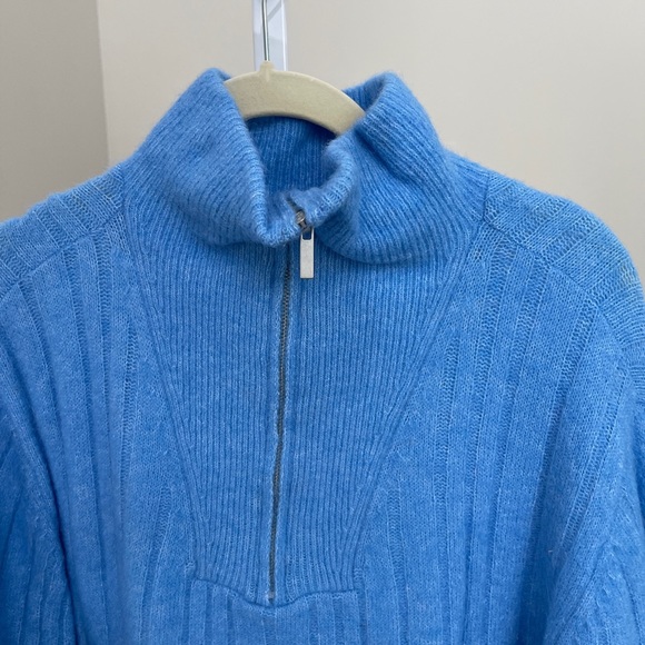 Gestuz 
Sweater AlphaGZ R zipper pullover - Picture 4 of 8